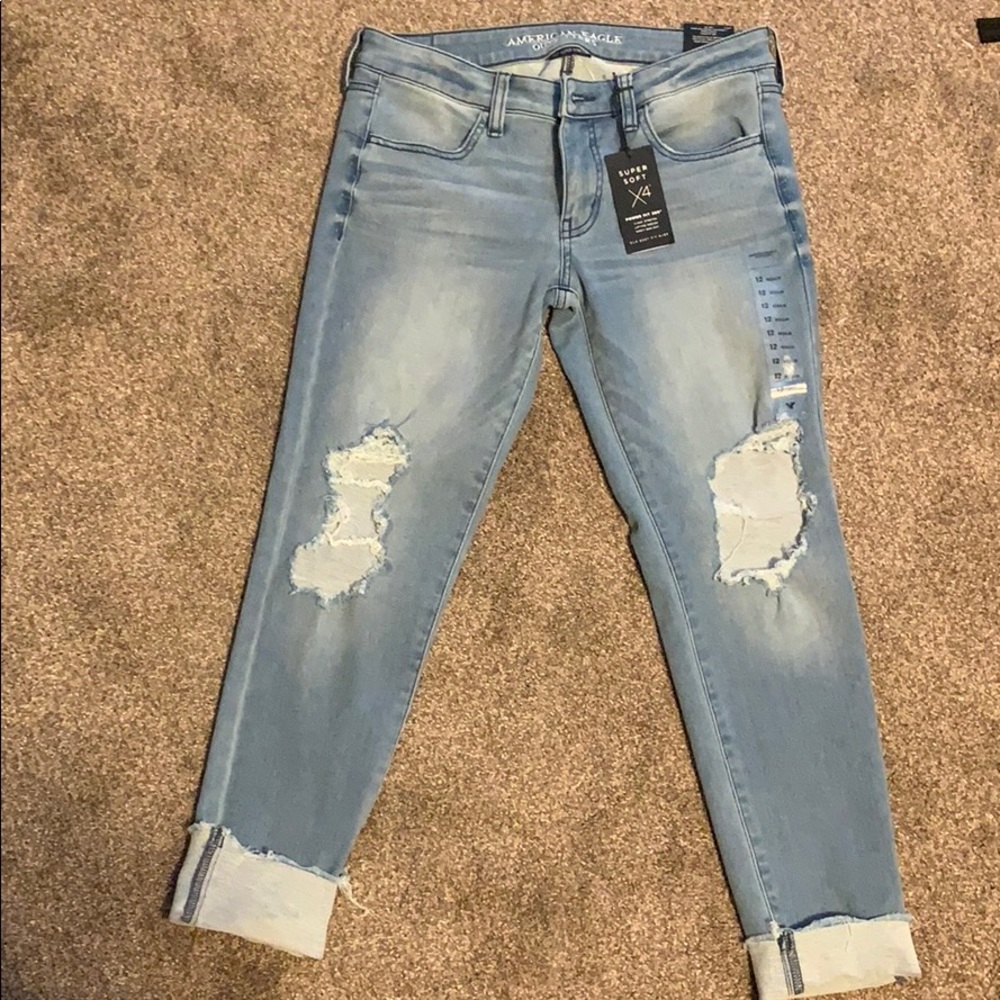 AE Crop Jeans